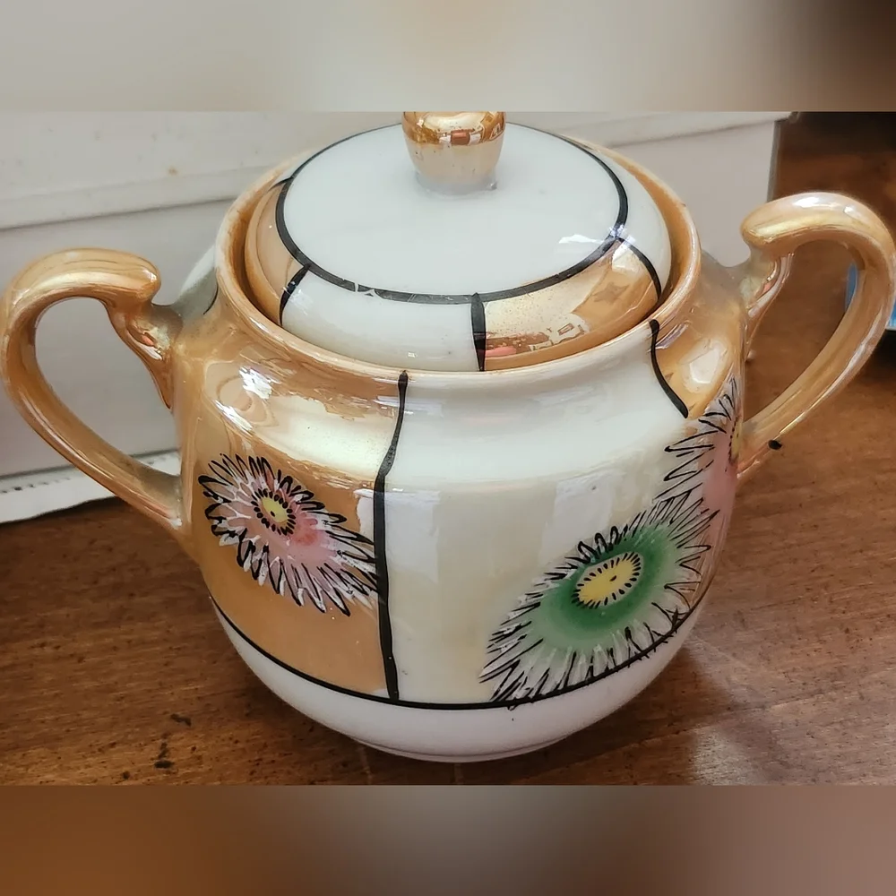 VTG Iridescent Lusterware Sugar Bowl and Creamer Hand-Painted Japan